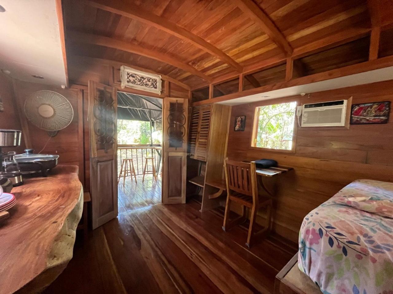 ホテル Gypsy Wagons パボネス エクステリア 写真